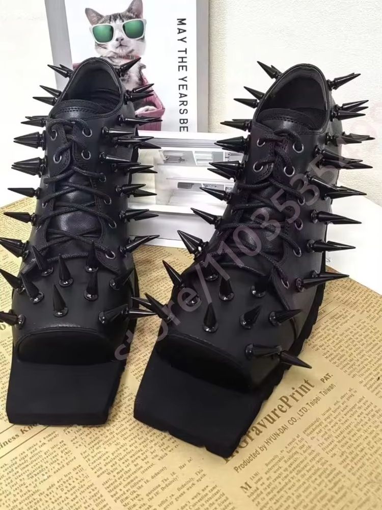 Women's Black Leather Hog Toe  - Street Fashion Y2K recension och pris